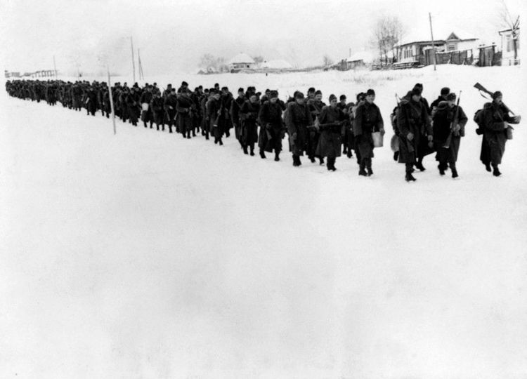 EMLÉKEZÉS A DON-KANYAR HŐSEIRE